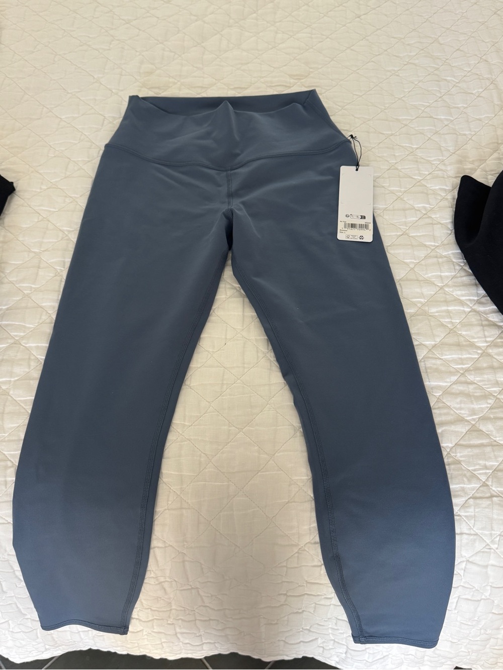 ALO 7/8 High-Waist Airbrush Legging in Bluestone